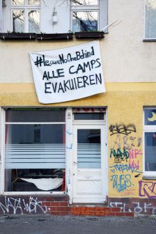 Evacuate Camps. Left Behind. Berlin, 2020. © Trashbus ǀ Renata Britvec